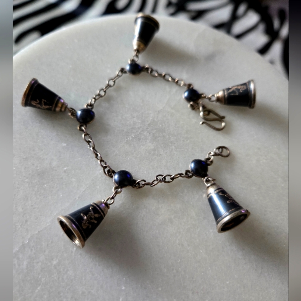 7" VINTAGE 1950's-60's Siam Sterling Silver Bell Charm Bracelet  COLLECTECTABLE